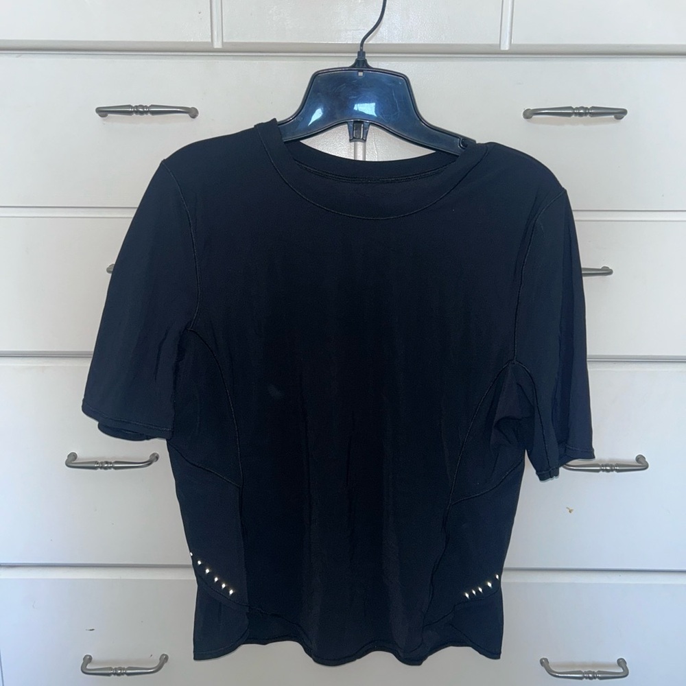 Lululemon Athletica Black Short Sleeve Tee